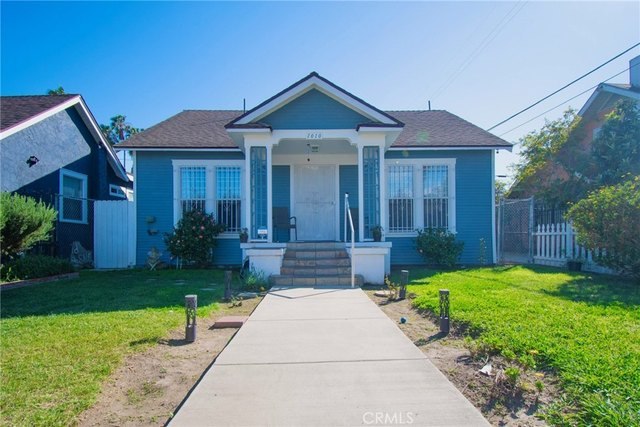 1010 W 69th St, Los Angeles, CA 90044